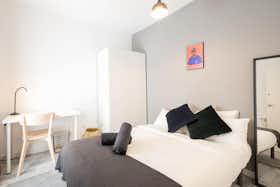 Private room for rent for €480 per month in Madrid, Calle del Conde de Romanones