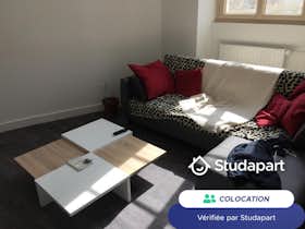 Private room for rent for €415 per month in Angers, Boulevard Daviers