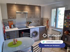 Habitación privada en alquiler por 530 € al mes en Roquefort-les-Pins, Chemin de la Vieille Route
