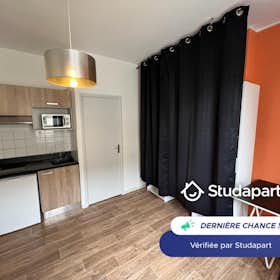 Apartment for rent for €478 per month in Reims, Rue de Venise