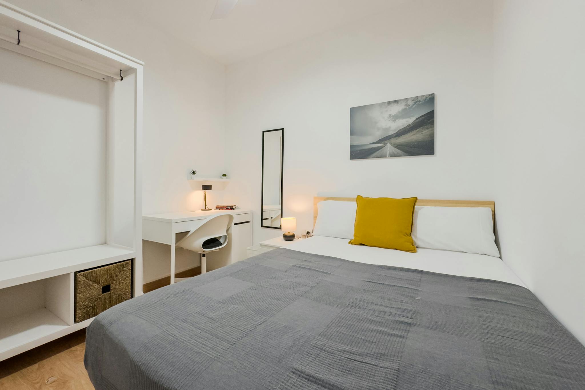 Carrer del Rosselló, Barcelona preview