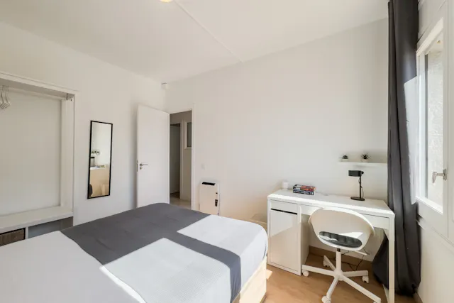 Private room in Carrer del Rosselló, Barcelona (1497091) room image 2