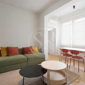 Apartment for rent for €1,350 per month in Madrid, Calle de Dolores Sopeña