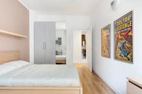Private room for rent for €715 per month in Milan, Via Stromboli