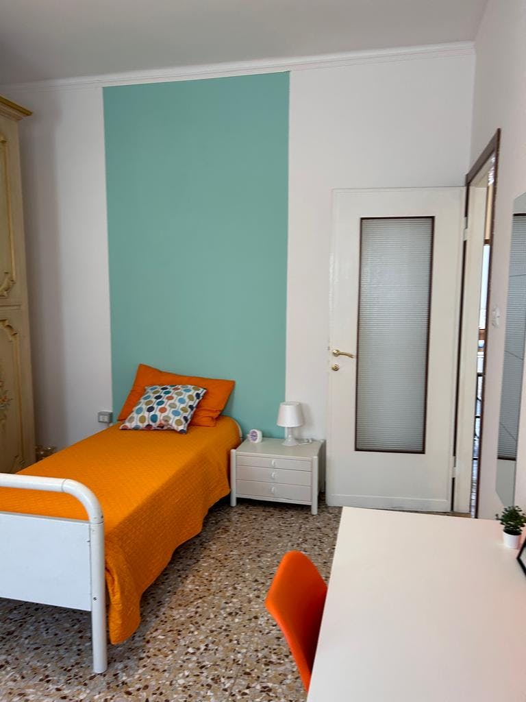 Habitación privada en alquiler por 650 € al mes en Verona, Via Marsala