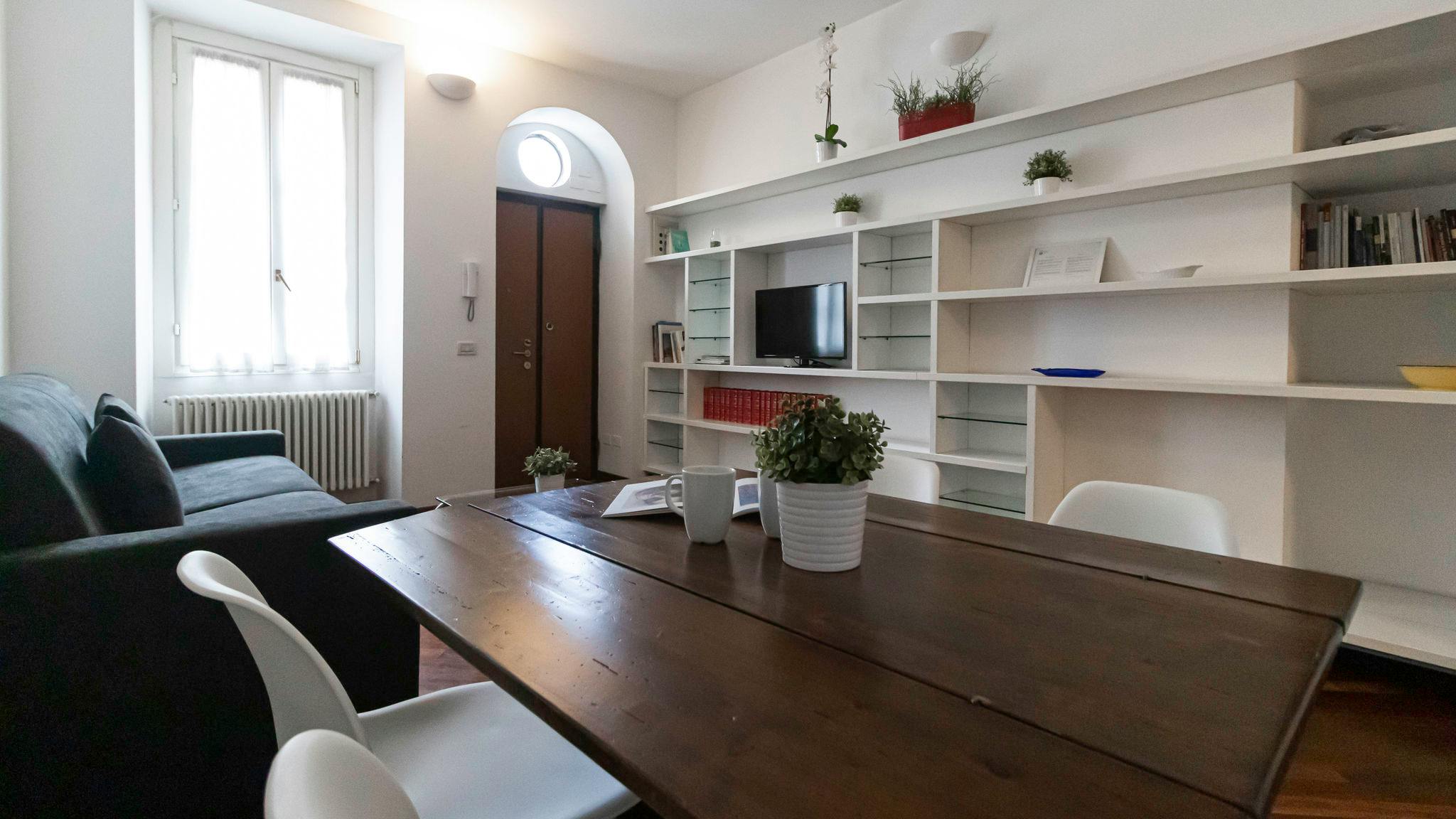 Apartment for rent for €1 per month in Milan, Via Giulio Romano