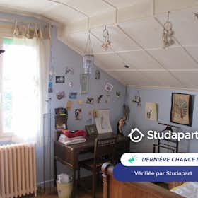 Отдельная комната сдается в аренду за 350 € в месяц в Besançon, Rue des Oiseaux