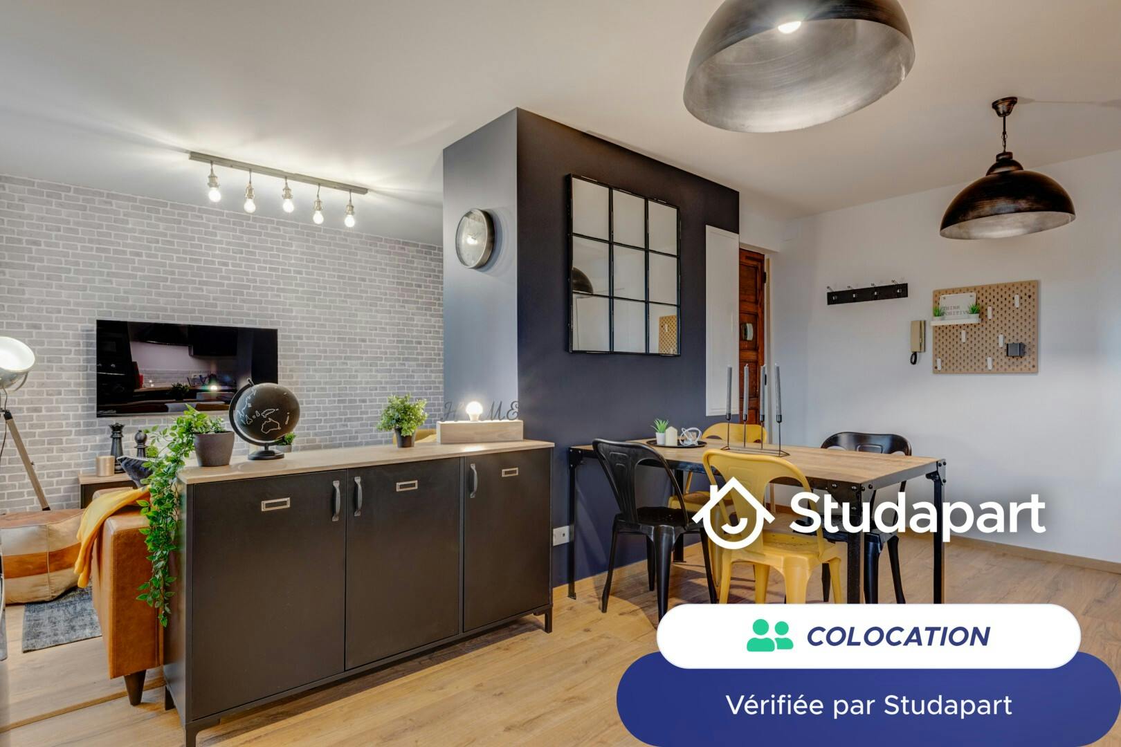 Private room for rent on Rue des Roses, Lyon