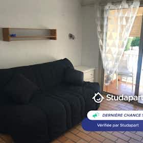Apartament de închiriat pentru 550 EUR pe lună în Sanary-sur-Mer, Ancien Chemin de Toulon