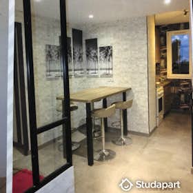Private room for rent for €445 per month in Caen, Rue d'Hermanville
