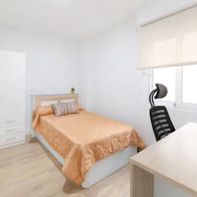 WG-Zimmer for rent for 415 € per month in Elche, Carrer Solars