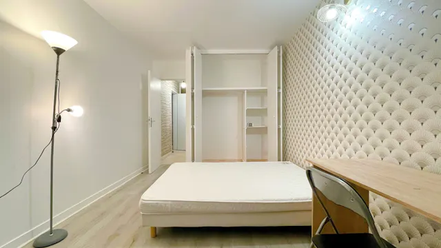 Private room in Rue Charpy, Créteil (1497383) room image 1