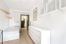Privé kamer te huur voor € 640 per maand in Milan, Via Privata Deruta