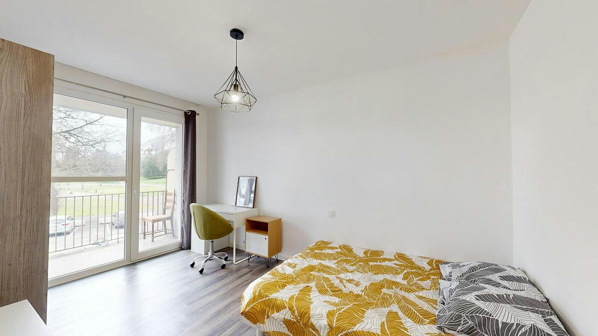 Avenue Gaston Lacoste, Pau preview