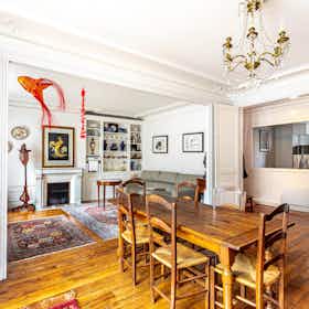 Apartment for rent for €3,950 per month in Paris, Rue Daguerre