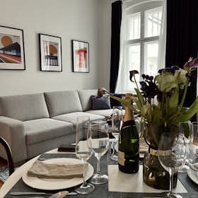 Apartment for rent for €1,950 per month in Berlin, Joachim-Friedrich-Straße