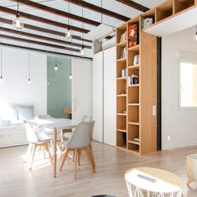 Studio for rent for €79,408 per month in Madrid, Calle de Ayala