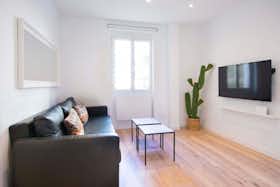 Studio for rent for €2,983 per month in Madrid, Calle del General Pardiñas