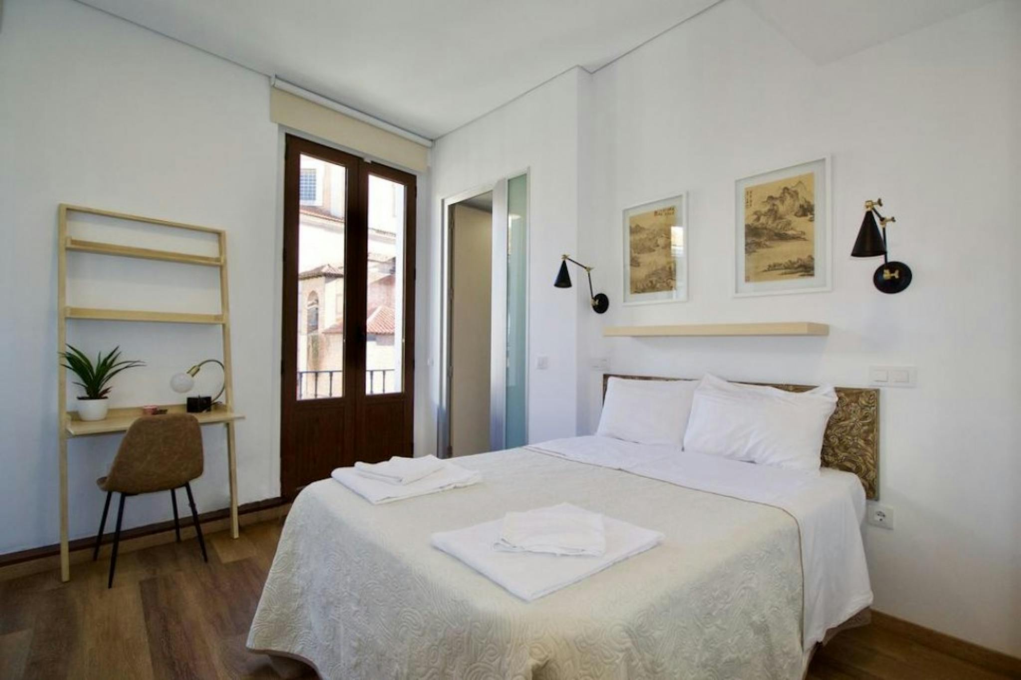 Calle de Atocha, Madrid preview