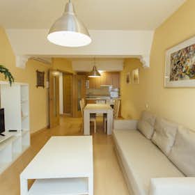 Studio for rent for €1 per month in Sevilla, Calle José Gestoso