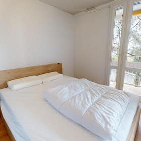 Private room for rent for €500 per month in Oullins-Pierre-Bénite, Rue du Frère Benoît