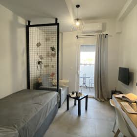 Studio for rent for €480 per month in Larisa, Goulianou