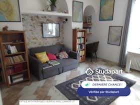 Отдельная комната сдается в аренду за 330 € в месяц в Vergèze, Rue d'Entre Vignes