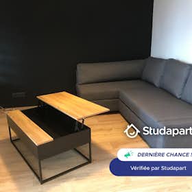Apartment for rent for €750 per month in Villeneuve-d'Ascq, Chemin des Crieurs