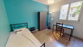 Приватна кімната за оренду для 345 EUR на місяць у Ploubazlanec, Rue Frédéric et Irène Joliot-Curie