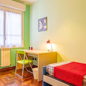 Stanza privata for rent for 610 € per month in Milan, Via Sesto San Giovanni