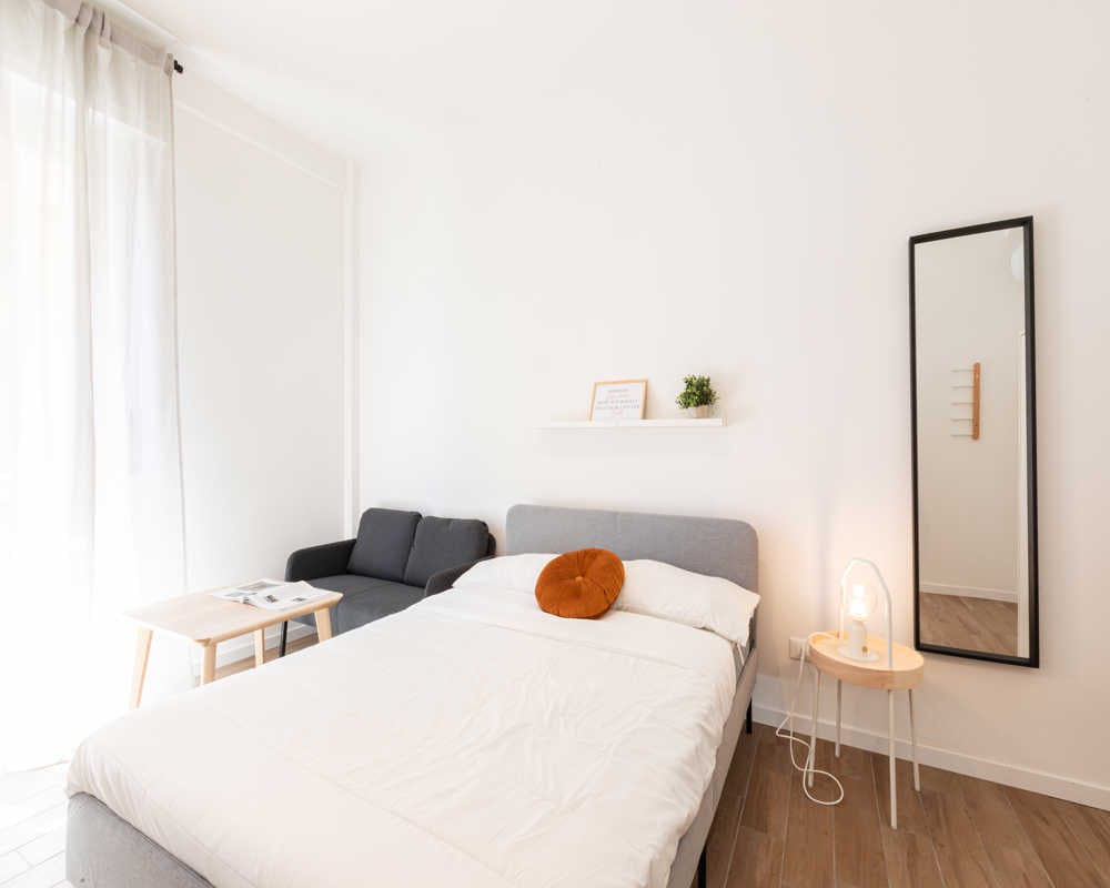 Via Savona, Milan preview