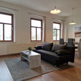 Apartment for rent for €1,700 per month in Chemnitz, Augustusburger Straße