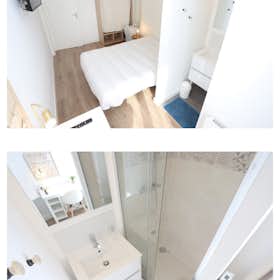 WG-Zimmer for rent for 450 € per month in Saint-Nazaire, Avenue de la République