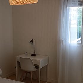 Private room for rent for €495 per month in Vénissieux, Rue Ludovic Bonin