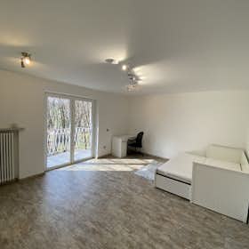 Private room for rent for €1,095 per month in Munich, Milbertshofener Straße