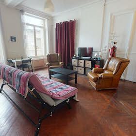 Appartamento in affitto a 495 € al mese a Saint-Étienne, Impasse de la Paix