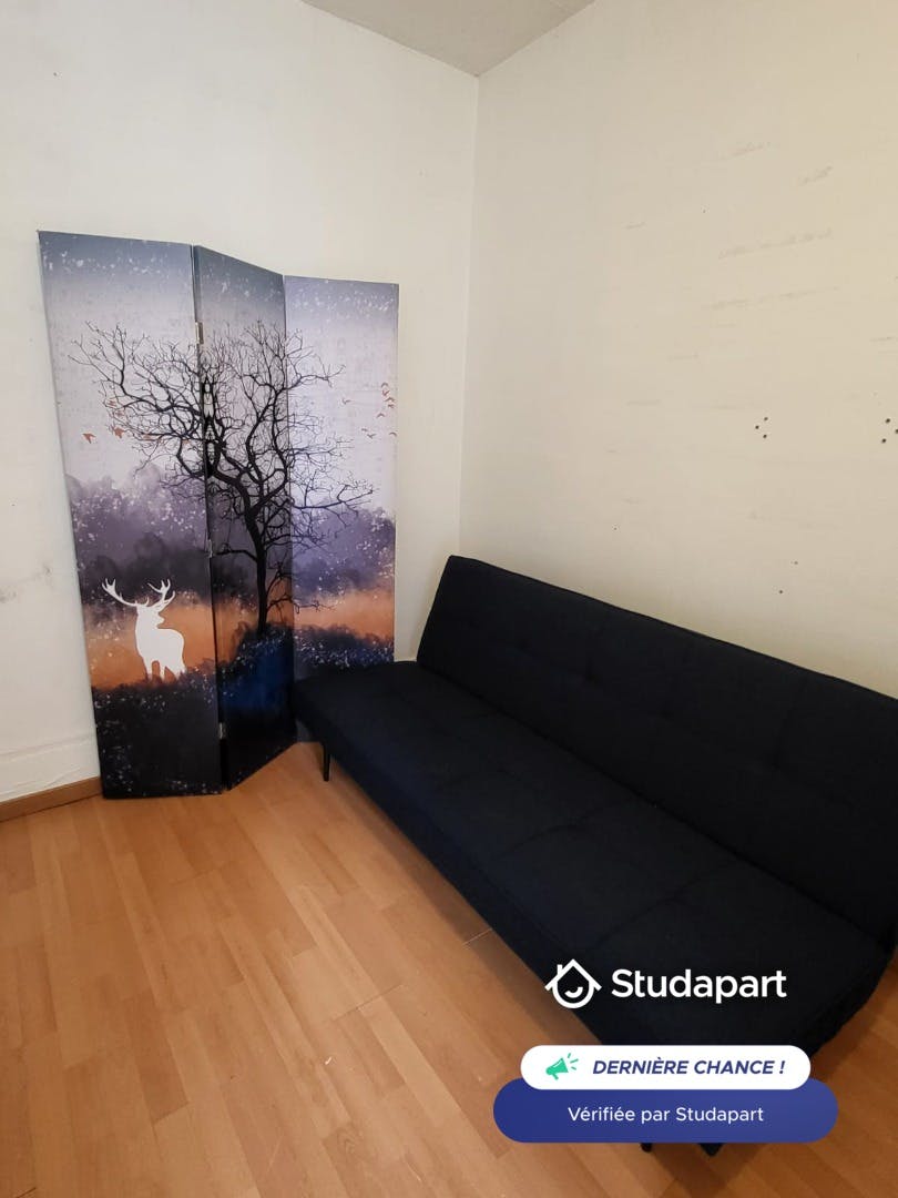 Apartment for rent for €860 per month in Paris, Rue Cardinet