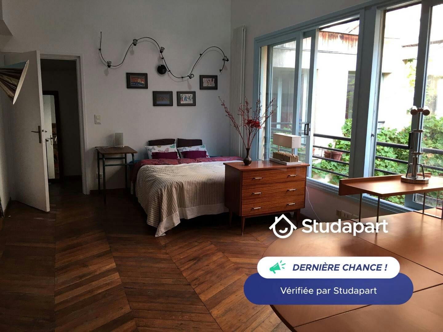 Chambre à Paris