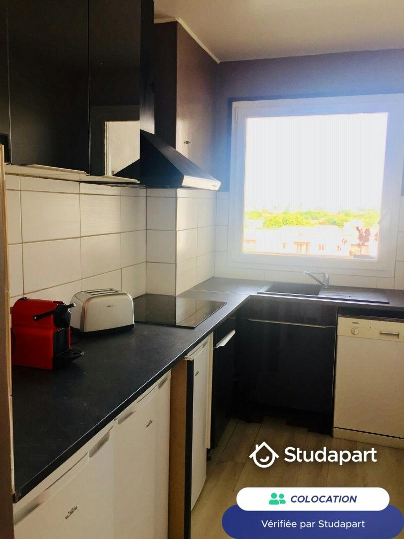 Apartment in Saint-Denis - View 5