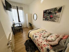 Отдельная комната сдается в аренду за 375 € в месяц в Zaragoza, Calle Baltasar Gracián