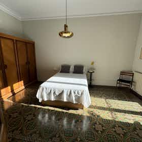 私人房间 正在以 €1,050 的月租出租，其位于 Olivella, Carrer del Duc