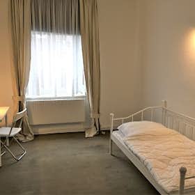 Privé kamer te huur voor € 535 per maand in Düsseldorf, Kölner Landstraße