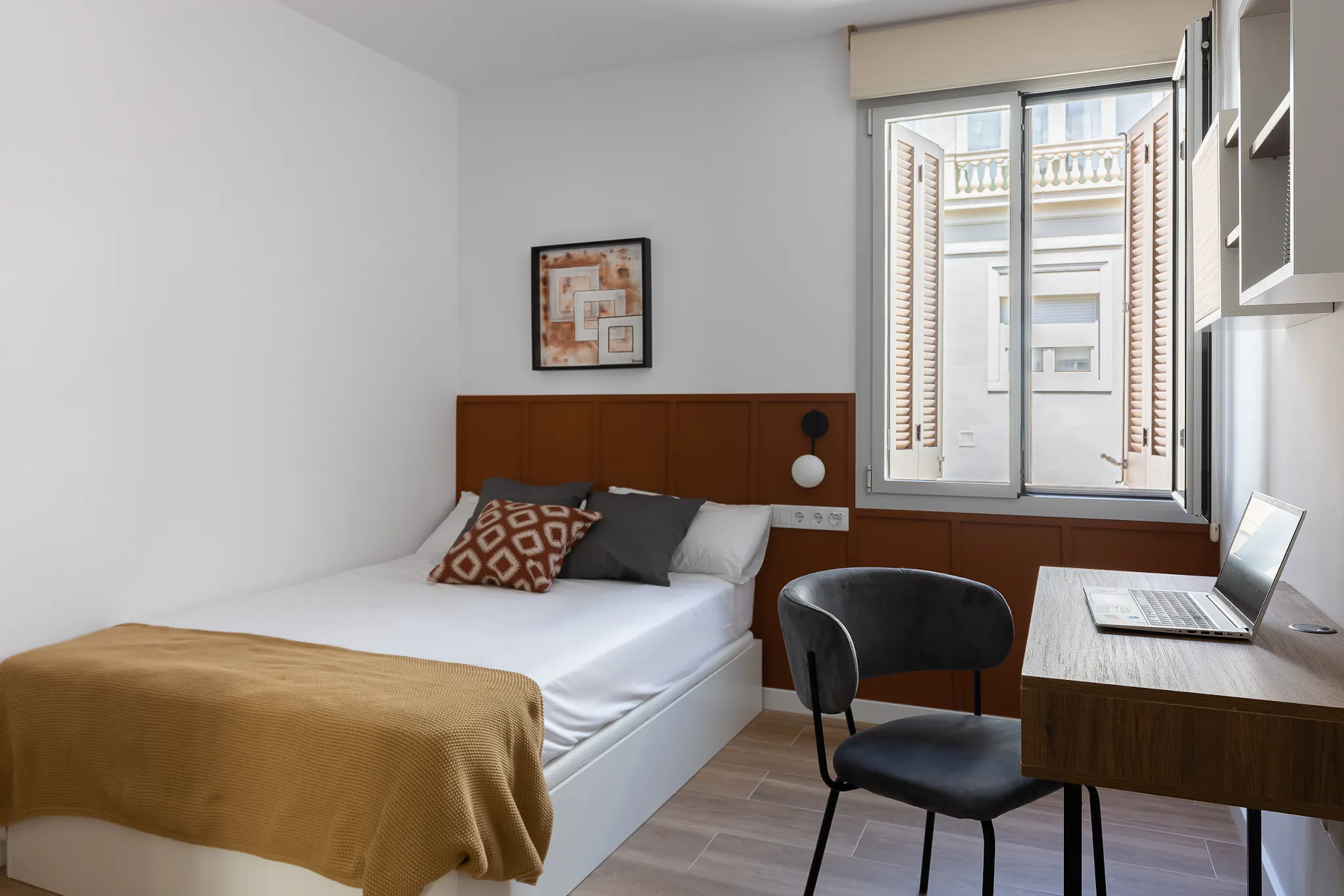 Carrer de Muntaner, Barcelona preview