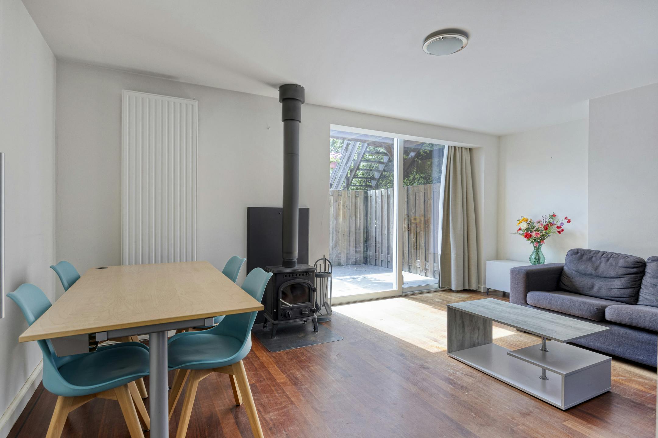 House for rent for €1,250 per month in Wagenberg, Vogelstraat