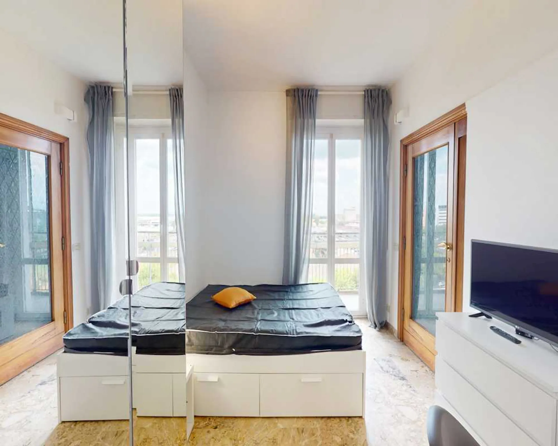 Viale Molise, Milan preview