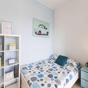 Private room for rent for €545 per month in Cesano Boscone, Via Filippo Brunelleschi