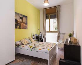 Cameră privată de închiriat pentru 730 EUR pe lună în Bologna, Viale Giovanni Vicini