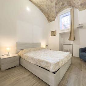 Apartment for rent for €2,800 per month in Rome, Via del Pigneto