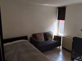 Studio for rent for €980 per month in Gent, Annonciadenstraat