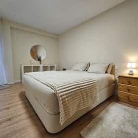 Lägenhet att hyra för 1 200 € i månaden i Gijón, Calle Progreso